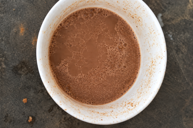 Shampoing purifiant et fortifiant aux poudres indiennes pour cheveux crépus et bouclés